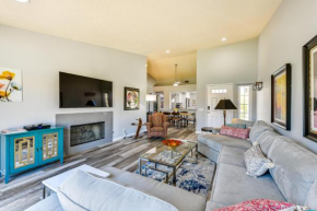 Newly Renovated Palm Desert Condo Community Pool!